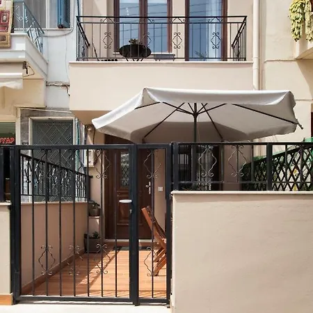 Villa 19th Century Luxury Maisonette In The Center *